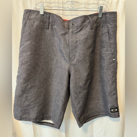 Men’s Oakley Hybrid Swim Shorts Size 36 - Picture 1 of 7